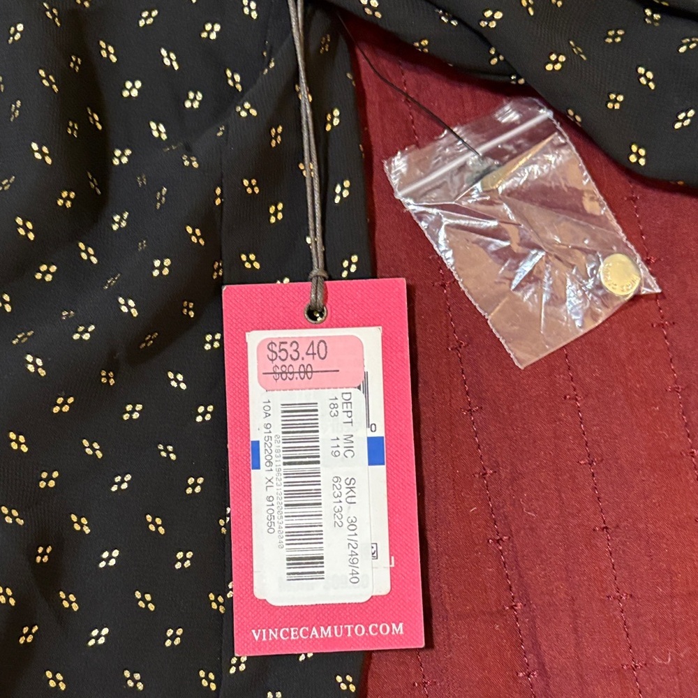 NWT Vince Camuto Black/Gold Women's Lined Blouse/Sheer Sleeves Size XL - Picture 4 of 8